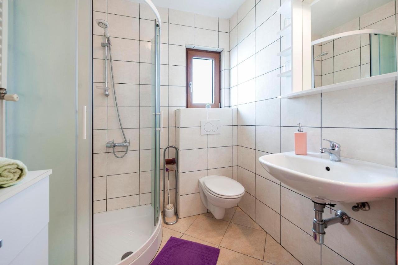 Apartments Adria Rovinj Exterior photo